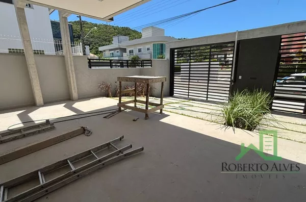 Casa para venda, 3 quarto(s),  Cachoeira Do Bom Jesus, Florianópolis