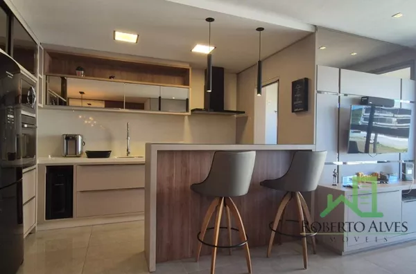 Apartamento para aluguel anual, 3 suítes, Jurerê Internacional, Florianópolis