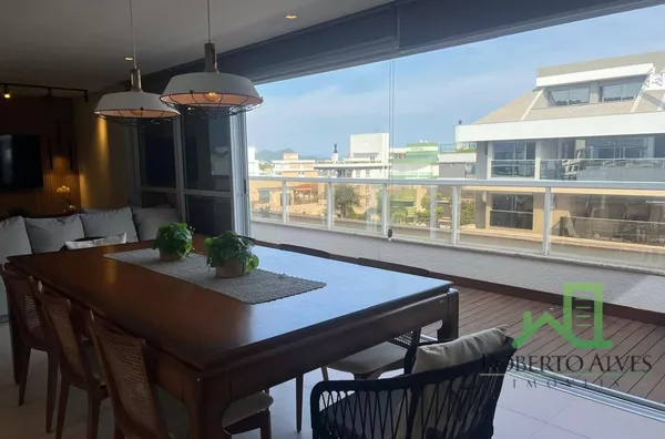 LOCAÇÃO TEMPORADA: JURERÊ, 3 DORMITÓRIOS, FINAMENTE MOBILIADO