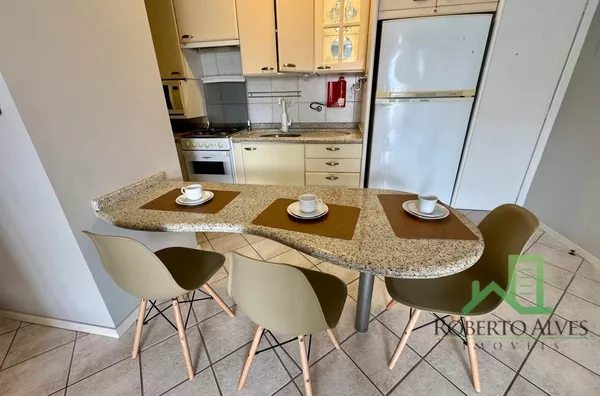 LOCAÇÃO TEMPORADA: JURERÊ, 1 DORMITÓRIO, A 200 METROS DA PRAIA