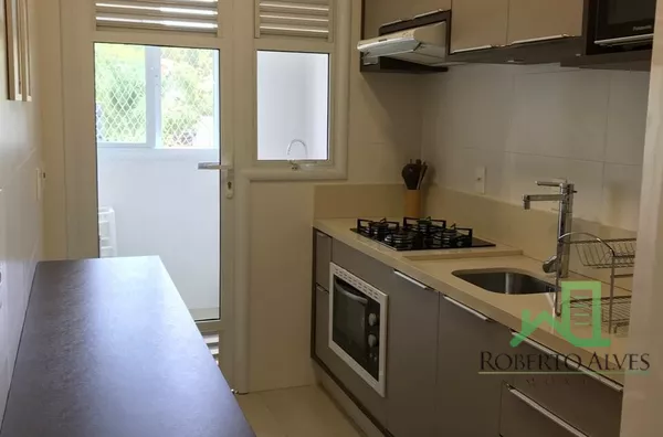 LOCAÇÃO TEMPORADA: JURERÊ, 2 SUÍTES, A 50 METROS DA PRAIA