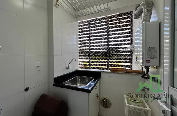 JURERÊ, 3 DORMITÓRIOS (2 SUÍTES), ÓTIMA LOCALIZAÇÃO