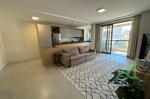 Apartamento à venda, 3 quarto(s),  Jurerê, Florianópolis