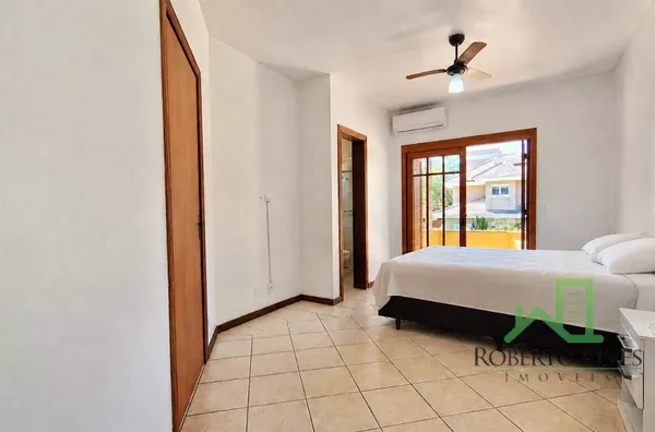 TEMPORADA | Casa com Piscina | 400 m da Praia | 6 Quartos | Jurerê