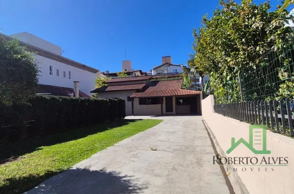 Casa para aluguel, 3 dormitórios, Jurerê, Florianópolis