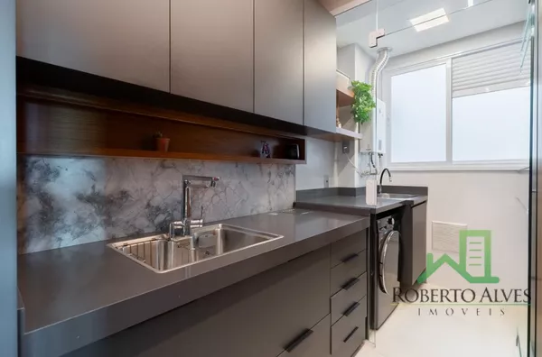 LOCAÇÃO TEMPORADA: JURERÊ, 2 DORMITÓRIOS (SENDO 1 SUÍTE), FINAMENTE MOBILIADO