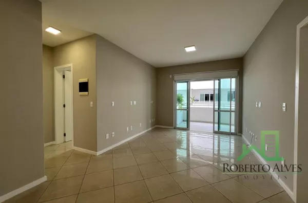 JURERÊ INTERNACIONAL, 2 SUÍTES, SEMIMOBILIADO