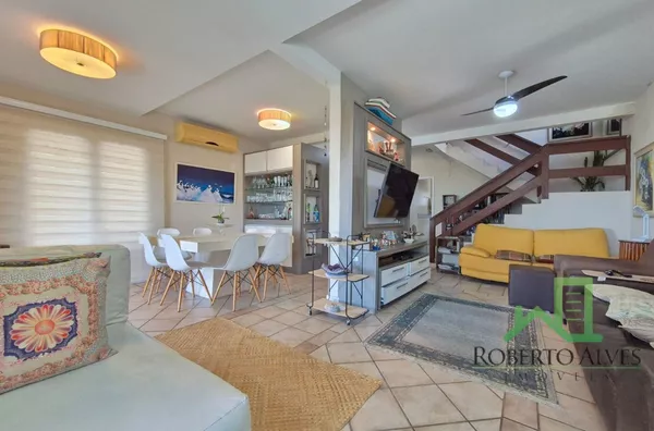 LOCAÇÃO TEMPORADA: JURERÊ, 5 DORMITÓRIO (SENDO 1 SUÍTE), FRENTE MAR