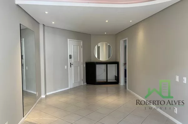 Apartamento à venda, 3 dormitórios, Centro, Florianópolis