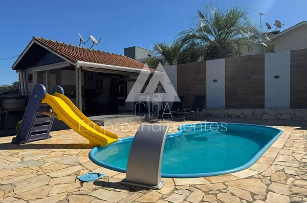 Casa para , 1 suíte mais 2 quarto(s), no Parque das Palmeiras, Chapecó