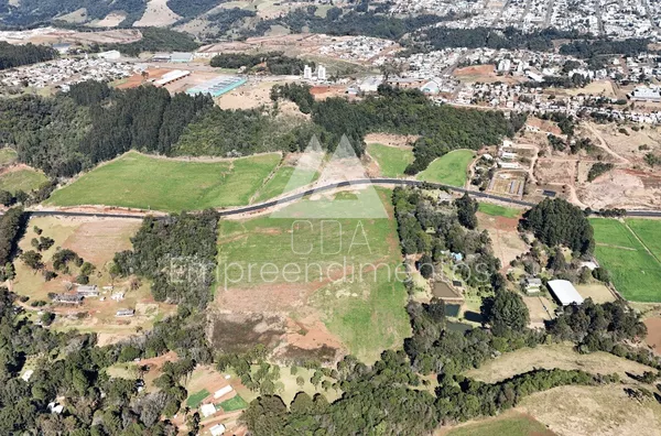 Área de Terra para Venda no Contorno Leste