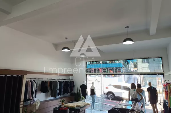 Loja de Roupas para Venda
