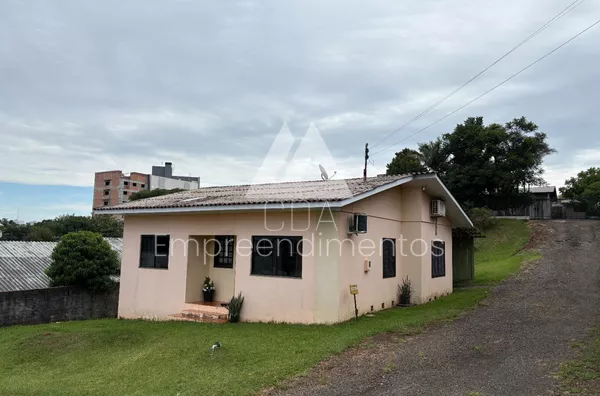 Casa para compra próximo a Avenida Brasil