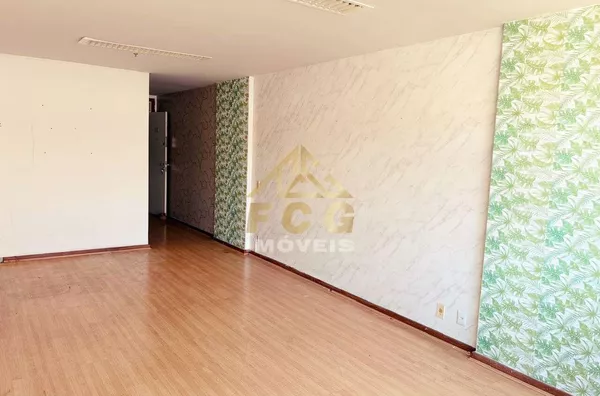 Sala Comercial 33m² no Centro de Niterói - RJ