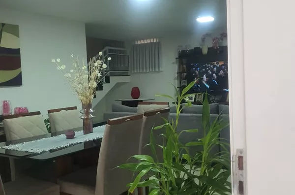 Casa Triplex com 300m², 4 quartos (sendo 2 suítes) em São Francisco - Niterói - RJ - Foto 1