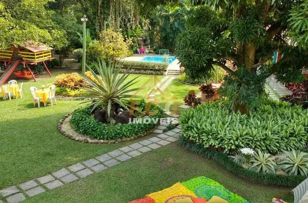 Sítio com 8000M² e Casa Duplex em Piratininga - Niterói - RJ - Foto 1