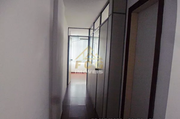 Sala Comercial 33m² no Centro de Niterói - RJ