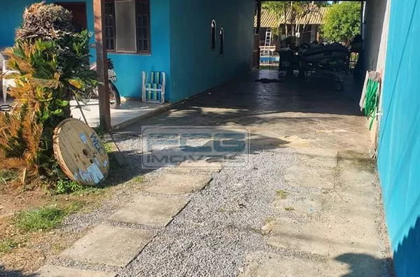 Casa com 450m² e 2 quartos em Itaipuaçu - Niterói - RJ
