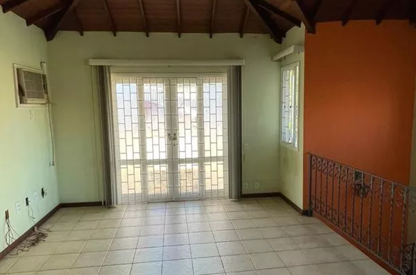 Casa Duplex com 360 m² e 4 quartos (sendo 1 suíte) em Piratininga - Niterói - RJ - Foto 3
