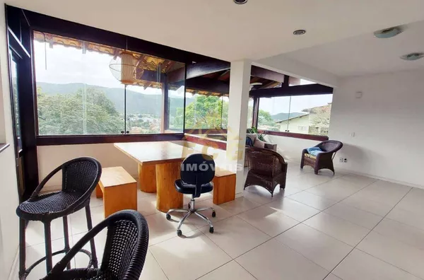 Espetáculo de Casa Tríplex vista deslumbrante dentro Ubá no Maravista - Itaipu