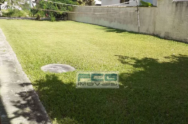 Casa Duplex com 700m², 4 quartos sendo 1 suíte piscina em Cabo Frio - RJ
