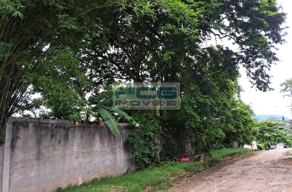 4 Lotes vendendo juntos ou separados 300m² cada em Pendotiba - Niterói - RJ
