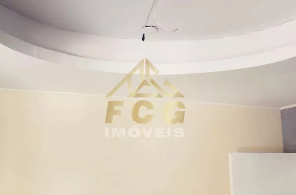Sobreloja c\ 18m² à Venda de frente, no Centro - Niterói - RJ