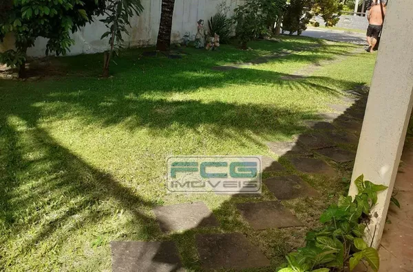 Casa Duplex com 700m², 4 quartos sendo 1 suíte piscina em Cabo Frio - RJ