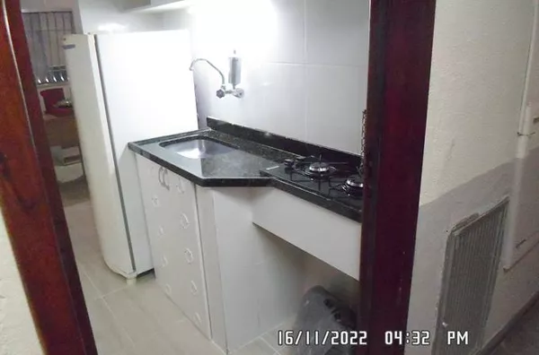 Apartamento Conjugado Mobiliado em Centro - Niterói - RJ