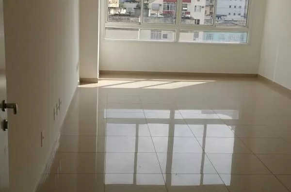 Sala Comercial 33m² em Santa Rosa - Niterói - RJ