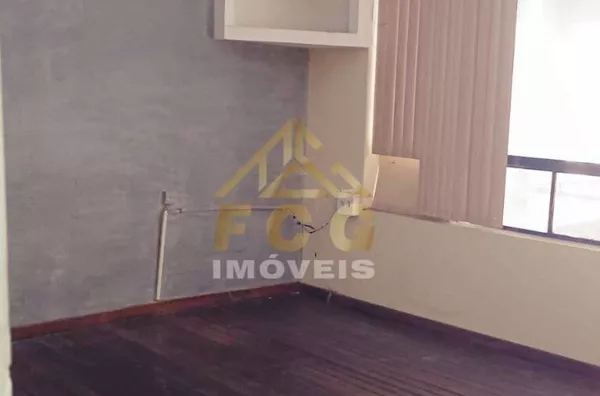 Sobreloja c\ 18m² à Venda de frente, no Centro - Niterói - RJ