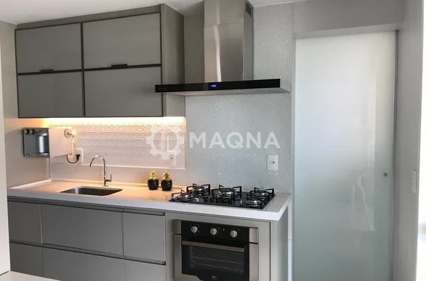 Apartamento Alto Padrão no 19º Andar | 99m² | 3 Suítes | Varanda Gourmet | 2 Vagas Paralelas