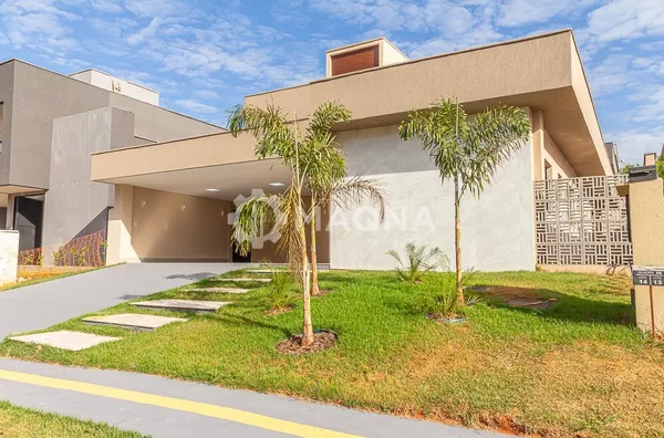 Casa térra com 4 suítes à venda no Condomínio Portal Do Sol Golfe, Goiânia