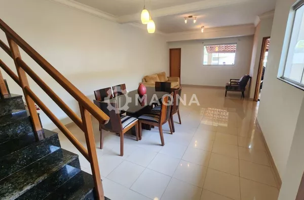 Sobrado para , 4 quarto(s),  Jardim Atlântico, Goiânia