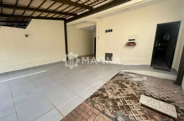 Sobrado para venda, 3 quarto(s),  Setor Faiçalville, Goiânia