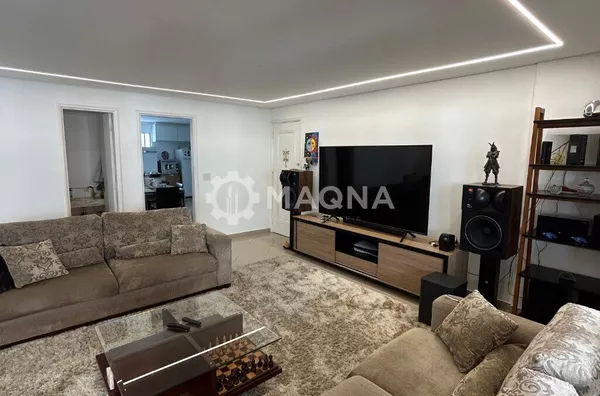 Apartamento com 4 quartos no setor Bueno