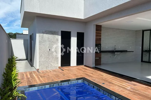 Casa à venda com 3 suítes, Condomínio Jardins Nápoles, Senador Canedo