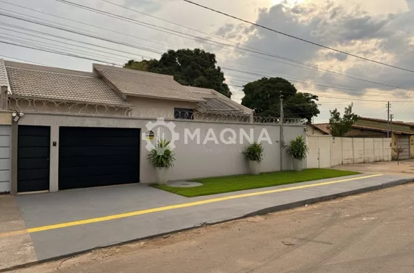 Casa para venda, 3 quarto(s),  Setor Itapuã, Aparecida De Goiania