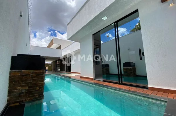 Casa 4 suítes à venda no Setor Faiçalville, Goiânia