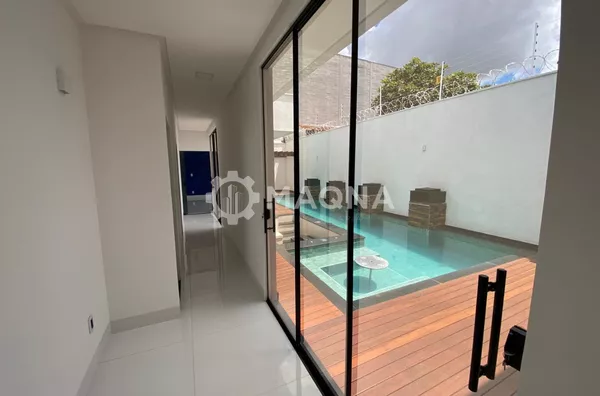 Casa 4 suítes à venda no Setor Faiçalville, Goiânia