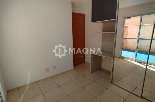 Apartamento Térreo com 2 Áreas Privativas - Oportunidade Única!