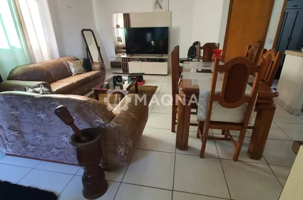 Vendo Prédio - Setor Vila Legionarias