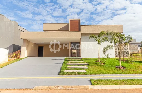 Casa térra com 4 suítes à venda no Condomínio Portal Do Sol Golfe, Goiânia