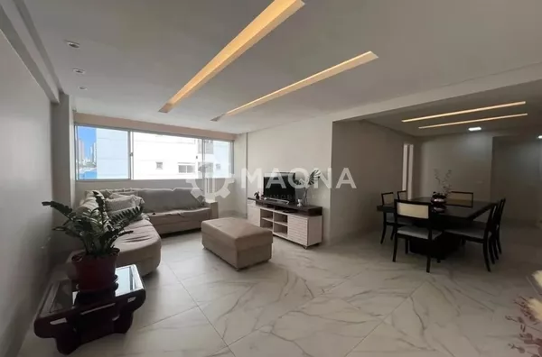 Apartamento reformado a venda no Setor Oeste
