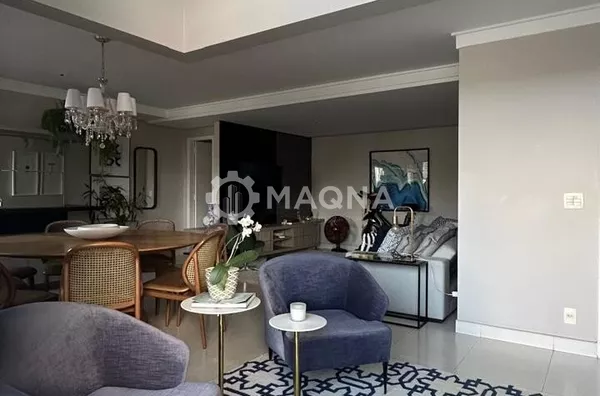 Duplex Mobiliado no Bueno com Vista Panorâmica no 27º Andar