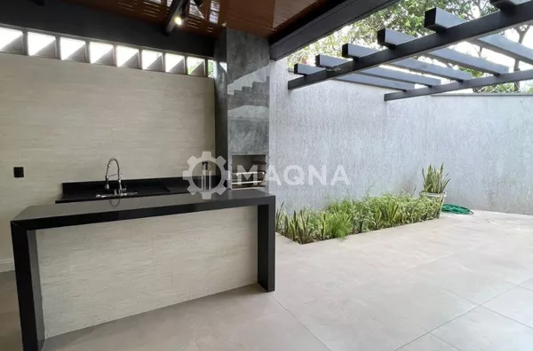 Casa para venda, 4 quarto(s),  Jardim América, Goiânia