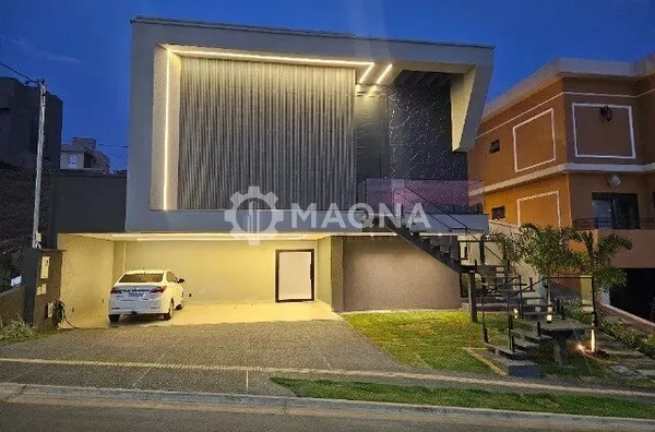 Casa 4 suítes plenas, sendo suíte master com closet, à vendo no Jardins Bolonha, Senador Canedo