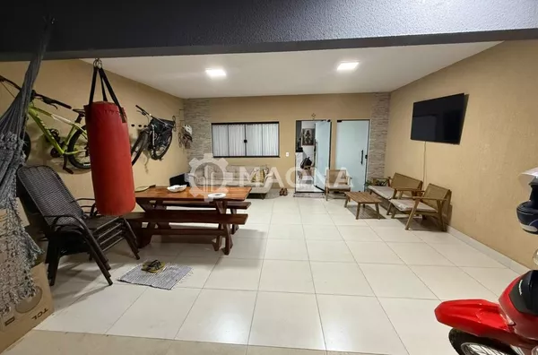 Casa para venda, 3 quarto(s),  Parque Real De Goiânia, Aparecida De Goiania