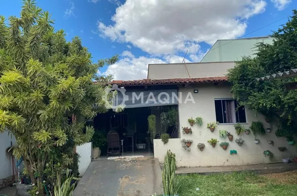 Casa para venda, 4 quartos, 2 suítes no Residencial Center Ville, Goiânia