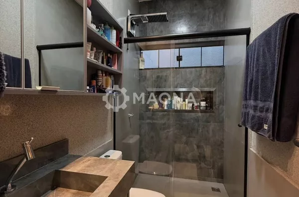 Casa para venda, 3 quarto(s),  Parque Das Flores, Goiânia